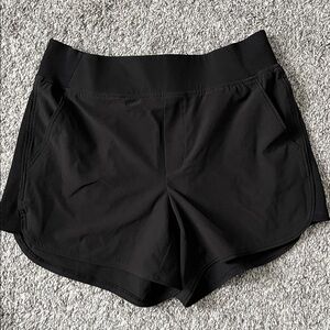 Womens 90 degree high rise short 4” inseam